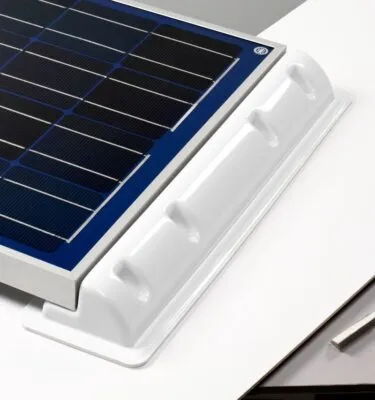 Sada držáků panelu pro obytný vůz či karavan 68cm